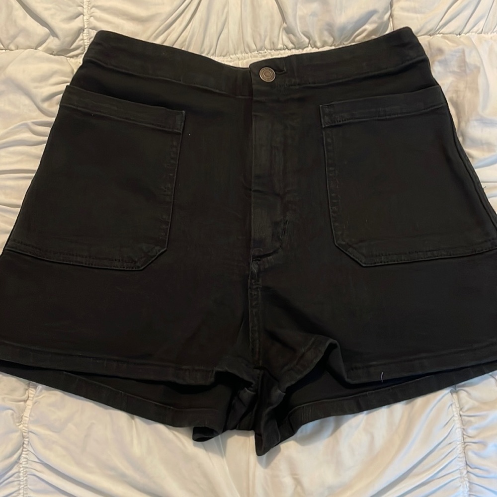 aritzia shorts